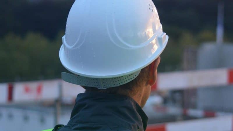 Maçon sur chantier